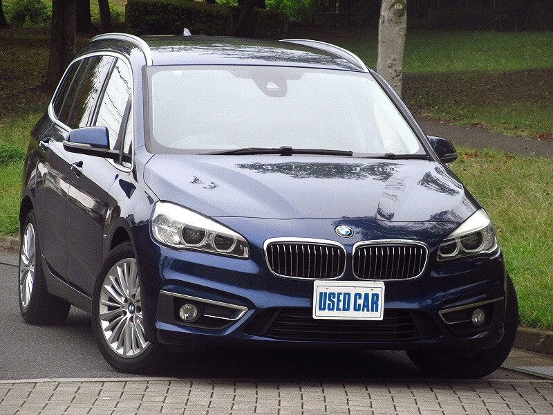 ★BMW218dグランツアラー★ラグジュアリー★黒革★7人乗★追従クルーズ★電動Rゲート★HUD★TV★禁煙★インテリS★スマートキー★検R8年9月_画像1