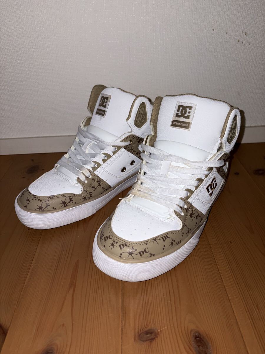 DC SHOES スニーカー 27cm ホワイト カジュアルシューズ ベージュ コート 美品 _画像1