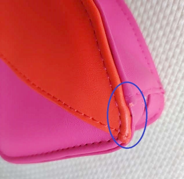 【難あり】ランコム リップ型 ポーチ/LANCOME 唇 コスメポーチ バッグ ケース キスマーク ノベルティ くちびる 非売品 小物入れ_画像9