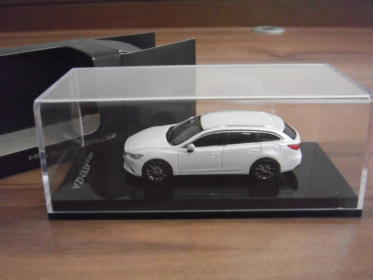 マツダ アテンザ ワゴン ミニカー 白 ホワイト スノーフレイクホワイトパールマイカ 1/64 MAZDA ATENZA WAGON 2015_画像3