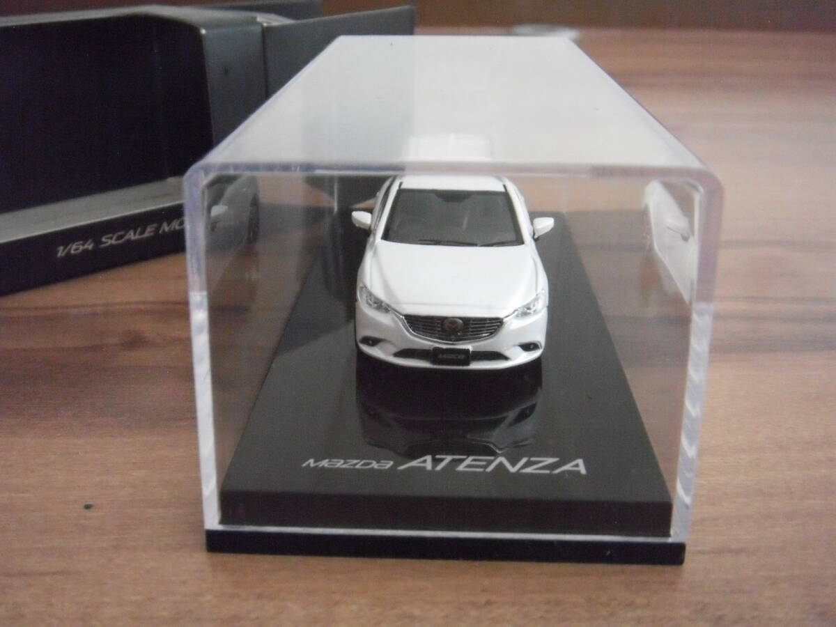 マツダ アテンザ ワゴン ミニカー 白 ホワイト スノーフレイクホワイトパールマイカ 1/64 MAZDA ATENZA WAGON 2015_画像6