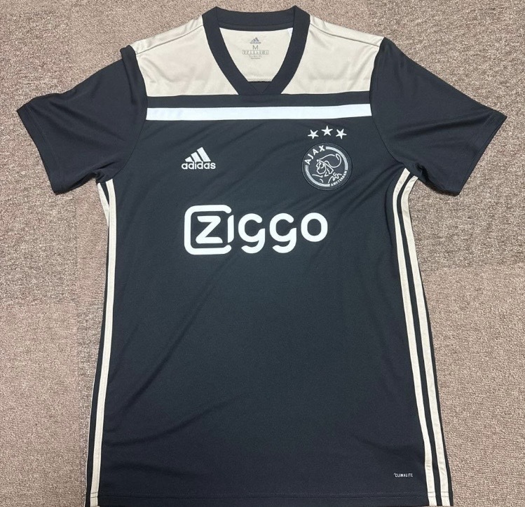 adidas正規品 アヤックス　18/19 ユニフォーム　CLベスト4_画像1