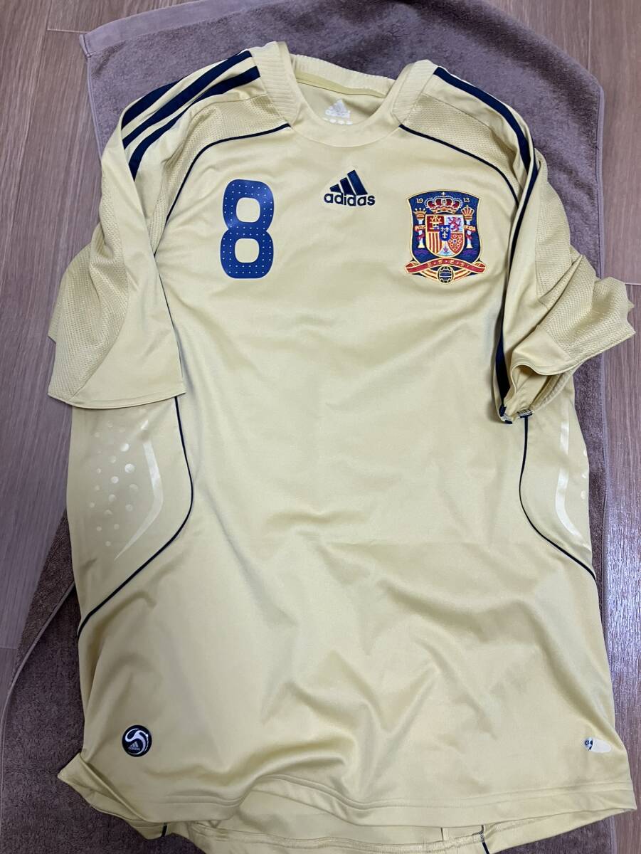 adidas正規品 スペイン　シャビ　ユニ　08 クアトロフゴーネス_画像1
