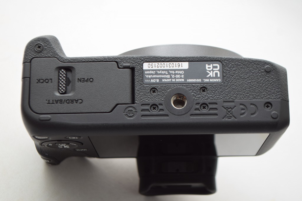  прекрасный товар *Canon Canon EOS R100 корпус * оригинальная коробка есть 