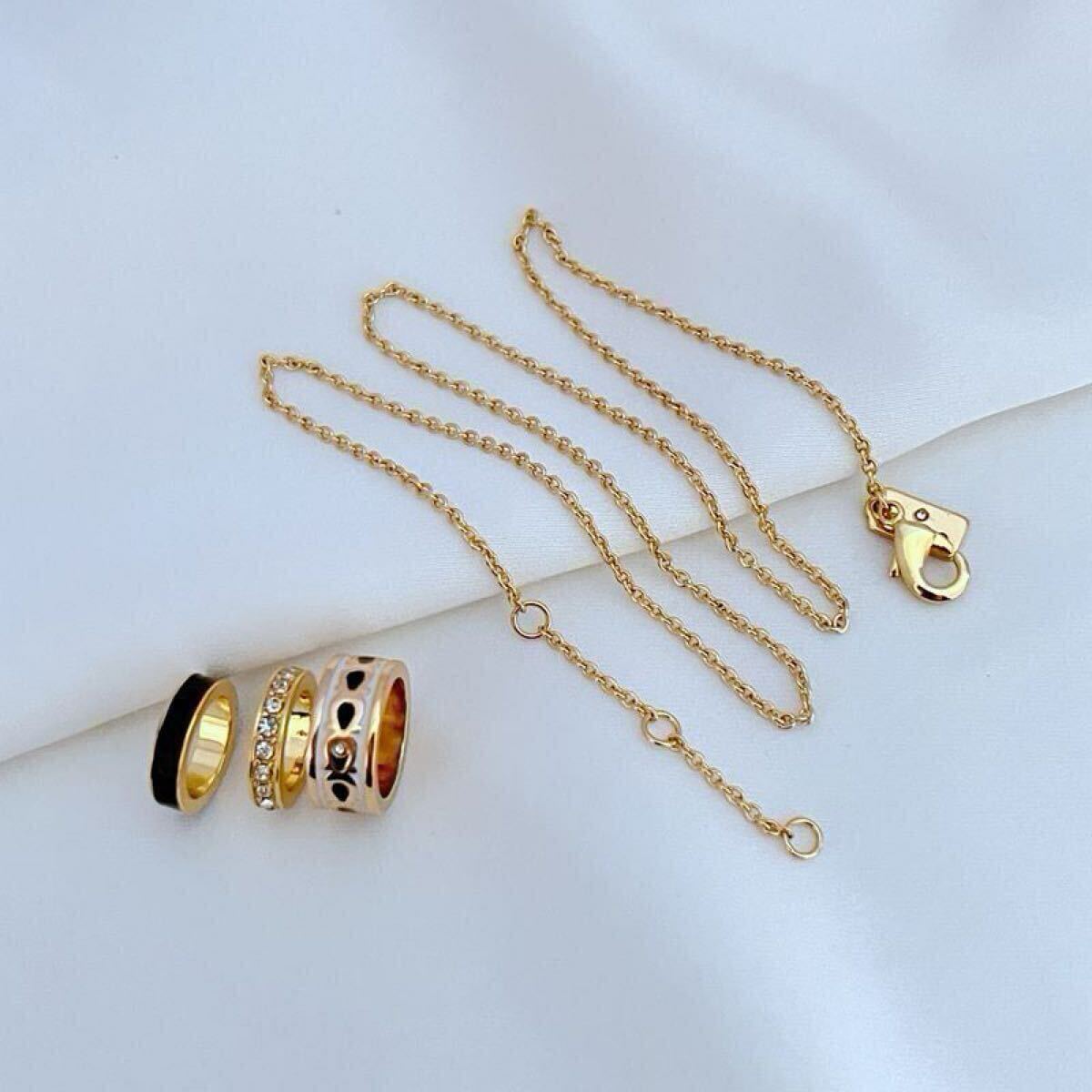 新品未使用 CH003 COACH コーチ ネックレス ホワイトxゴールド エナメル リングチャーム の画像3