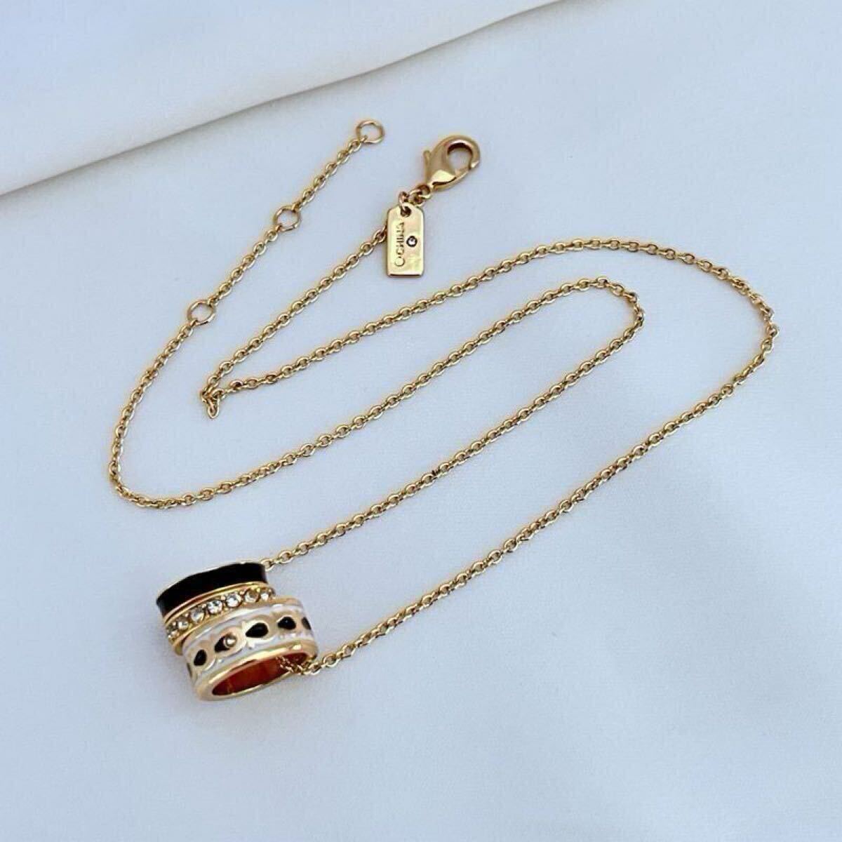 新品未使用 CH003 COACH コーチ ネックレス ホワイトxゴールド エナメル リングチャーム の画像4