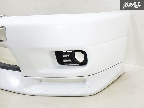 【希少】日産純正 BCNR33 スカイライン GT-R GTR 前期 フロント バンパー バンパー 社外 FRP製 リップスポイラー付 白 62022 24U10 棚31E1_画像4