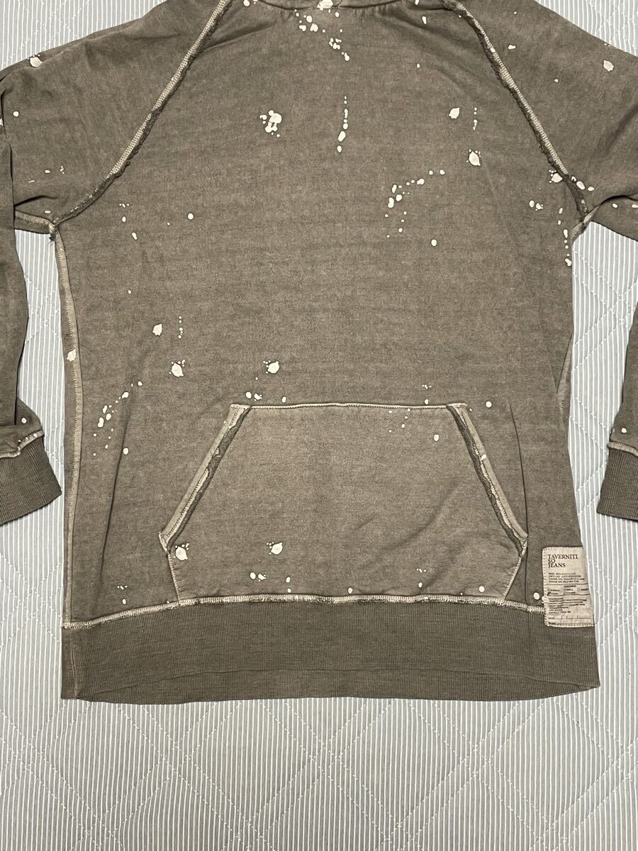 ★美USED★TAVERNITI SO JEANS タヴァニティ ソー ジーンズ ペイント加工 パーカー SIZE=L グレー×ホワイトペイント_画像2