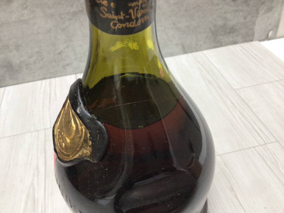 3242■ 未開栓 SAINT VIVANT サンヴィヴァン VSOP ARMAGNAC アルマニャック ブランデー 700ml 40% 箱有 ※ヒビ有 写真をご確認ください_画像9