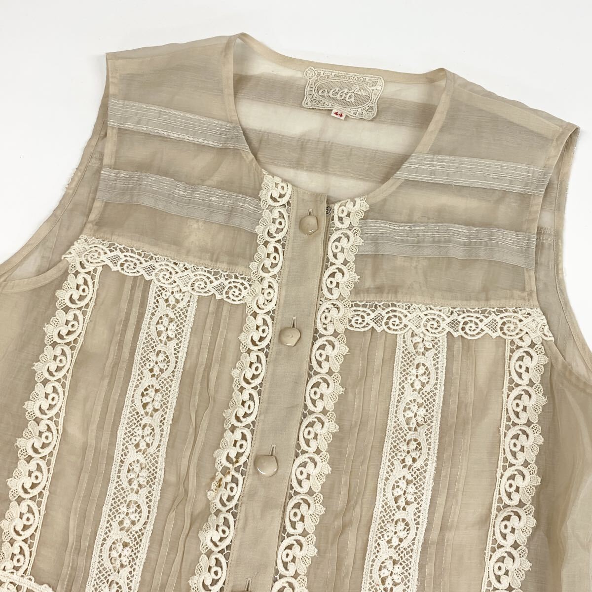 oj29 ALBA ROSSA アルバロッサ トップス ノースリーブシャツ シアーシャツ レース刺繍 前ボタン 44 XLサイズ レディース 女性服 _画像3