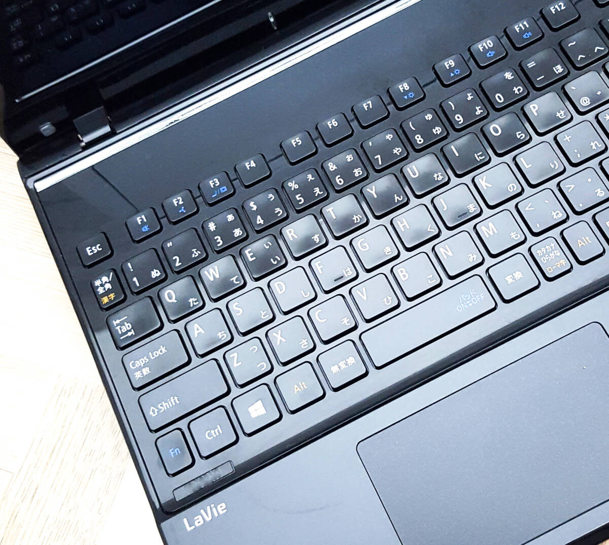 極上品/新型Window11搭載/NEC/爆速Core-i7搭載/カメラ/高速新品SSD512GB/驚異の16GBメモリー/DVD焼き/ブルーレイ/オフィス/ソフト多數(shù)！
