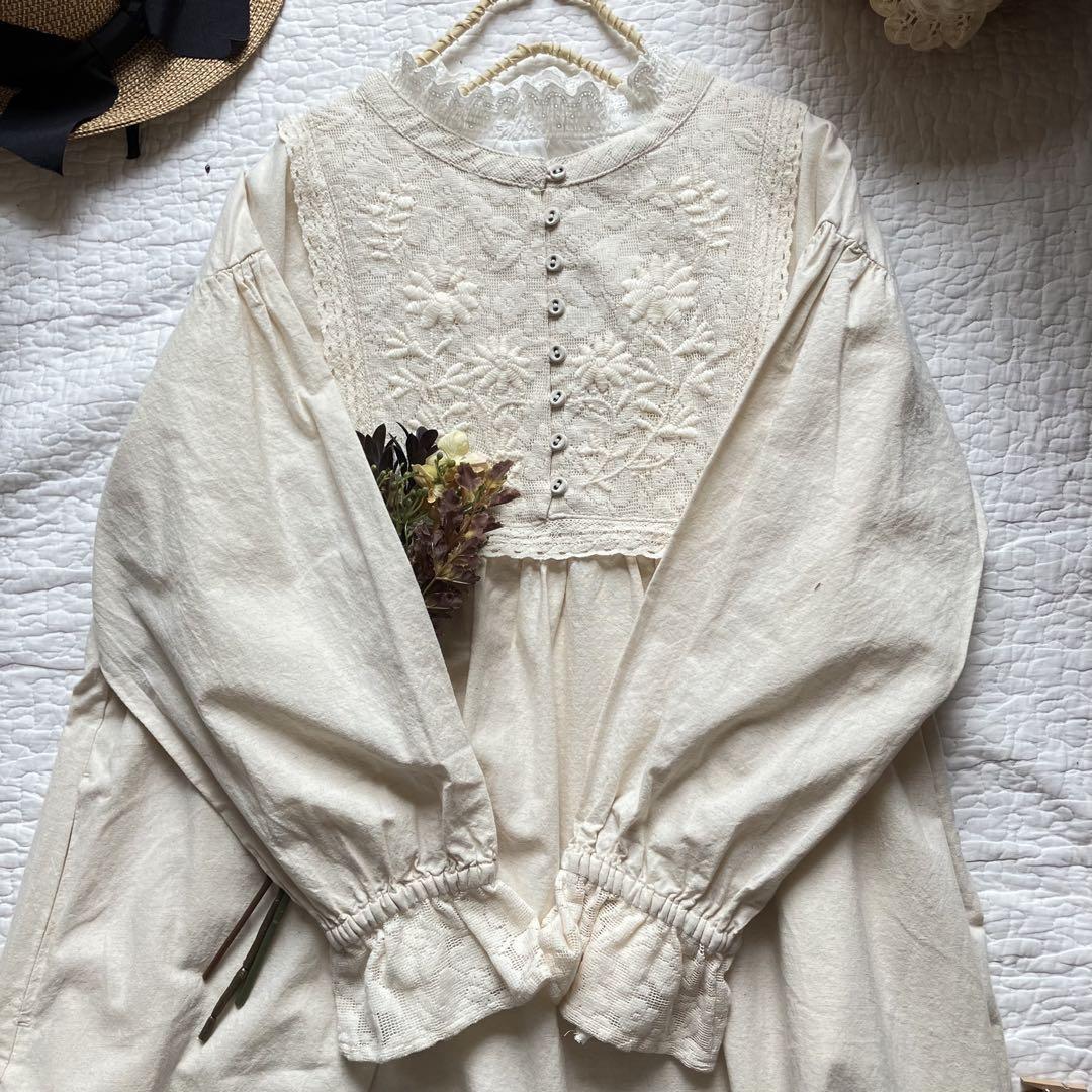 サマンサモスモス★sm2★きなり★胸元＆袖＊お花レース刺繍ワンピース_画像2