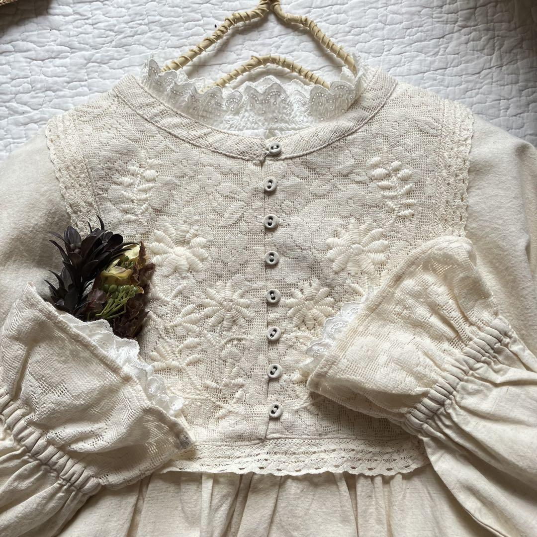 サマンサモスモス★sm2★きなり★胸元＆袖＊お花レース刺繍ワンピース_画像3