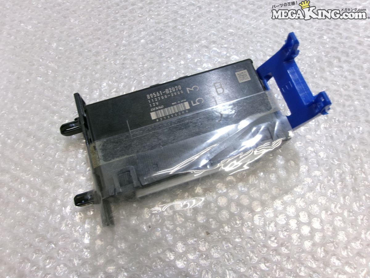 LA100S ムーヴ ムーブ 純正 DENSO エンジンコンピューター CPU ECU 89561-B2070 / S10-1123_画像1