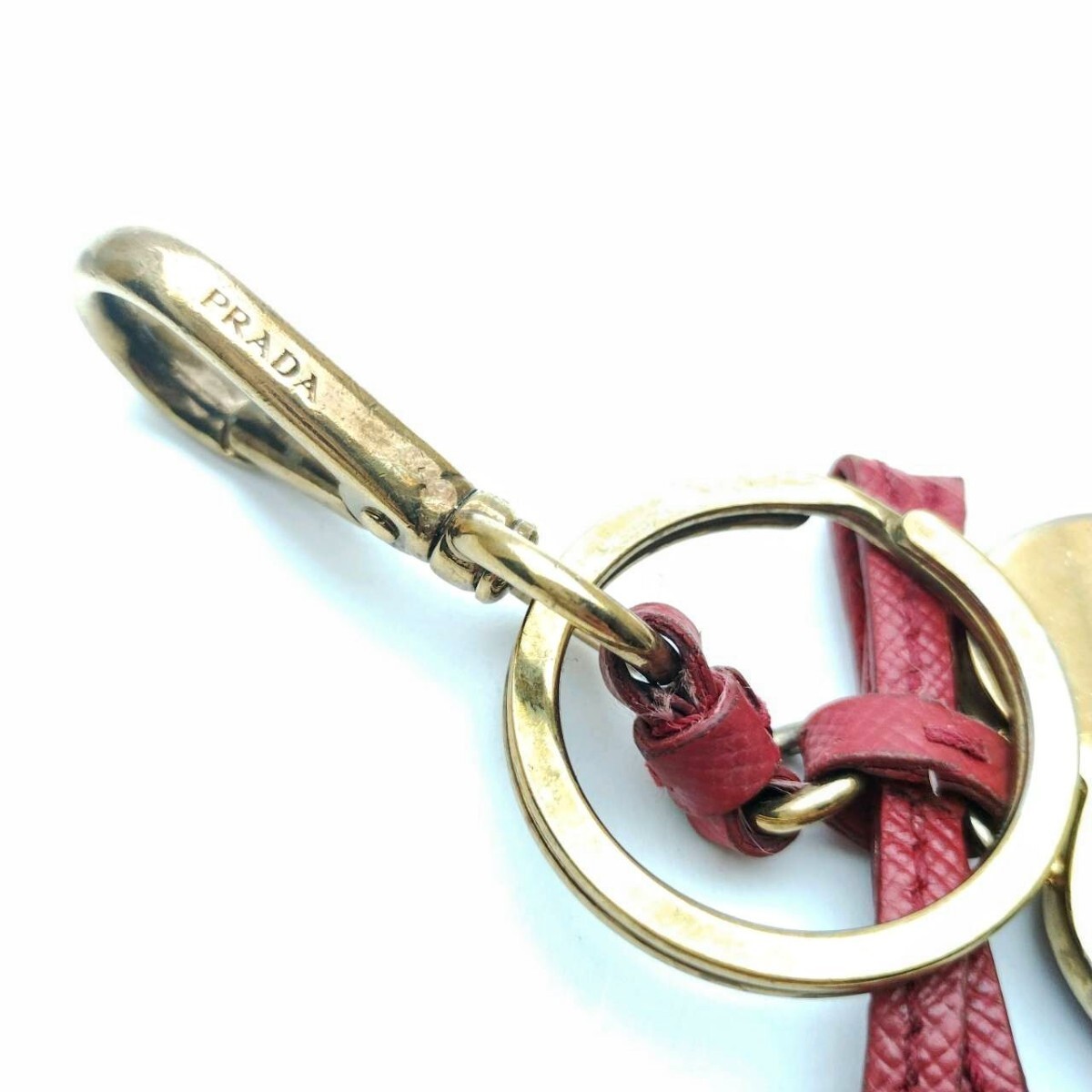 брелок для ключа PRADA Heart очарование кольцо для ключей Prada память A12-97^