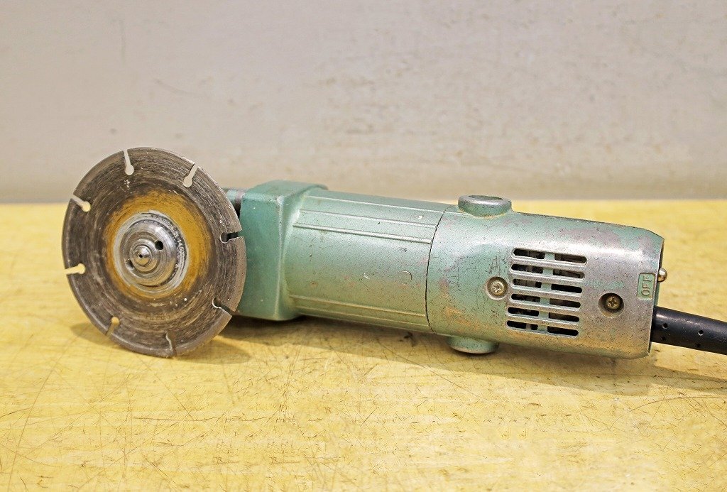 2879A25 HITACHI 日立工機 電機ディスクグラインダー G10SB 100mm コンクリートカッター仕様_画像5