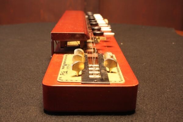 [ поставка со склада ]* прекрасный товар музыкальные инструменты [ Suzuki Taisho koto ] принадлежности & специальный Carry с футляром * осмотр :( первый суп / струнные инструменты / хобби / Showa Retro / подлинная вещь )70609A