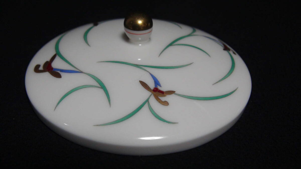 香蘭社　リンドフィールド　蓋付湯呑揃　未使用品　箱付　有田焼　宮内庁御用達_画像4