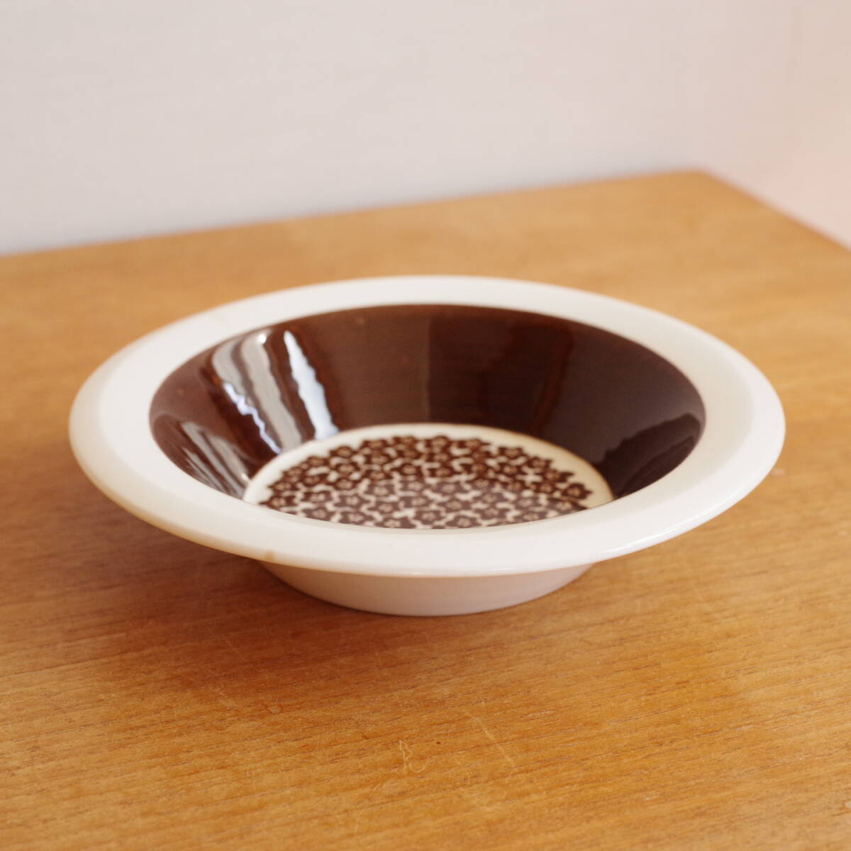 ビンテージ ARABIA Faenza ブラウン スープ プレート ファエンツァ アラビア 深皿 ボウル ヒビあり 金継ぎ用_画像2