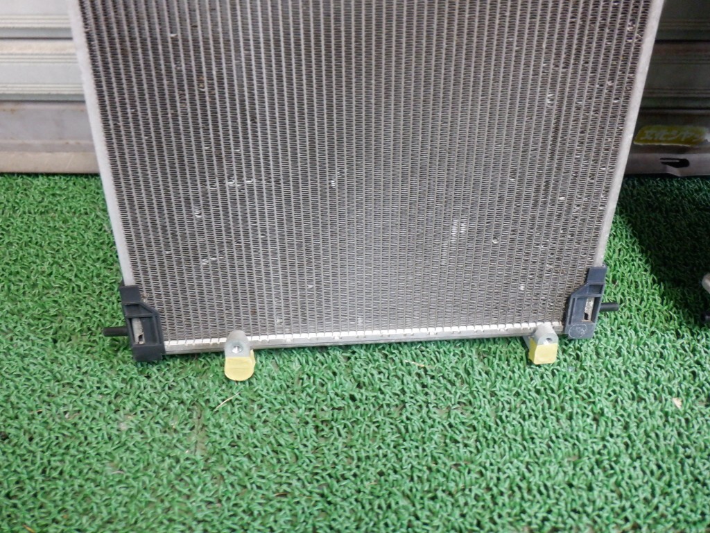 アクシオ/フィールダー NKE165 ラジエーター コンデンサー 422134-8630 (A4002)_画像9