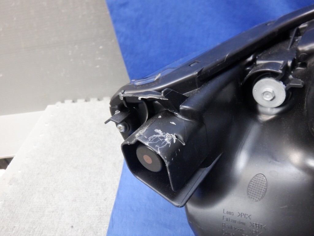 スペーシアカスタム　MK54S/MK94S　左ヘッドライト　LED　100-593DN ジャンク品　　 (Z4069)_画像6