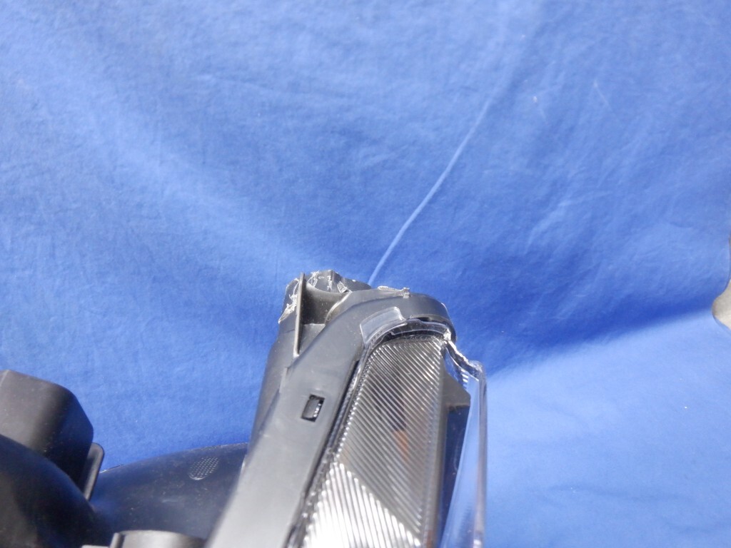 スペーシアカスタム　MK54S/MK94S　左ヘッドライト　LED　100-593DN ジャンク品　　 (Z4069)_画像5