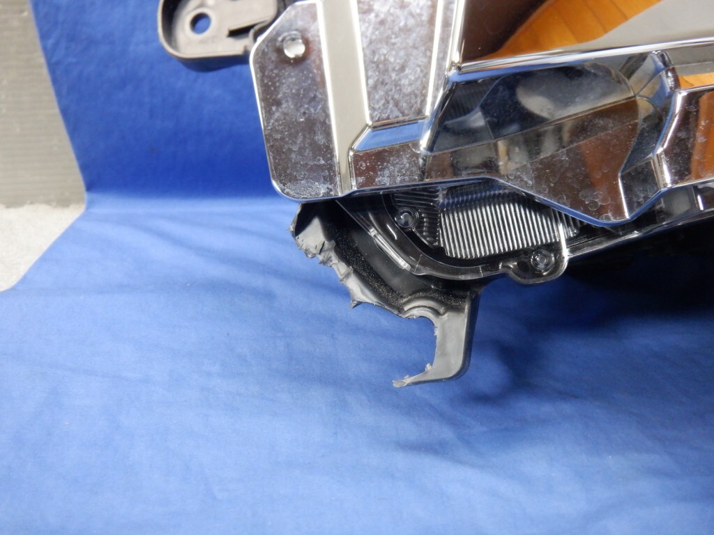 スペーシアカスタム　MK54S/MK94S　左ヘッドライト　LED　100-593DN ジャンク品　　 (Z4069)_画像4