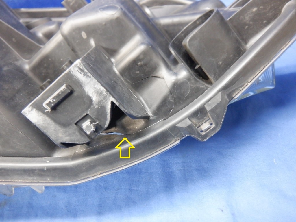 アクシオ/フィールダー　NZE161/NRE160/NKE165　後期　左ヘッドライト　ハロゲン　12-595　K (X4159)_画像5