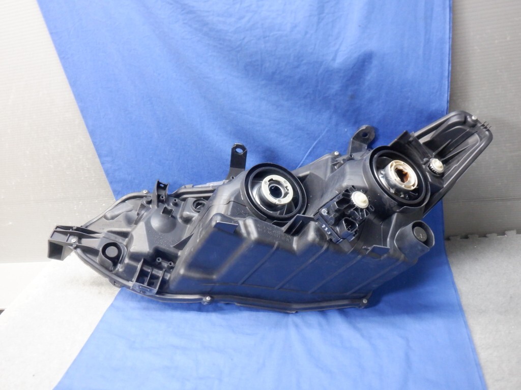 アクシオ/フィールダー NZE161/NRE160/NKE165 後期 右ヘッドライト ハロゲン 12-595 K (X4160)_画像8