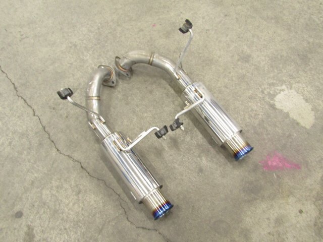 【個人宅配送不可】[46S+Q2] 柿本改 レーシング 06S＆S GTbox リアマフラー 2本出し チタンテール スバル エクシーガ YA5/4 EJ205_画像1