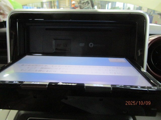 [61S:B9] スズキ純正 カロッツェリア メモリーナビ AVIC-RLS901ZS フルセグ/DVD/CD/Bluetoothオーディオ 地図データ2019年 ※動作確認済み_画像6