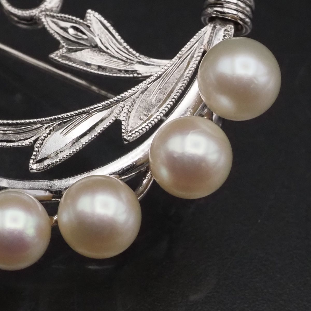 G911 本真珠 5.7-6.7mm9珠 パール STERLING刻印 ブローチ デザイン シルバー コサージュ 6月誕生石_画像7