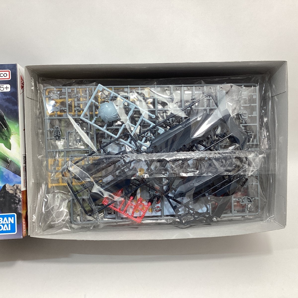 未組立　バンダイ　HG 1/100 VF-22S シュトゥルムフォーゲルⅡ (ガムリン木崎機)　プラモデル　BANDAI 2024 日本製　マクロス7ダイナマイト_画像2