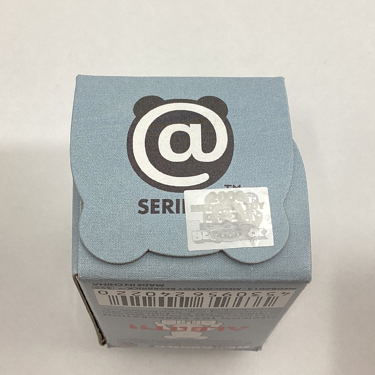 BE@RBRICK ベアブリック　SERIES13　ARTIST　アーティスト　SKULL　メディコム?トイ　全高約70mm