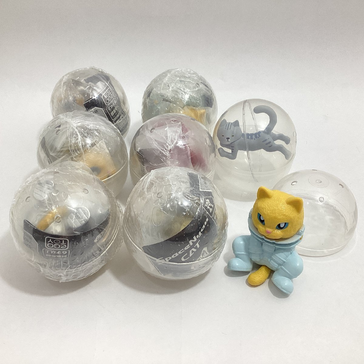 SpaceNyan CAT　スペースニャン キャット　ガチャ　けのび　仁王立ち　ねこ座り　ごろりん　TAMA-KYU あかにゃい_画像1
