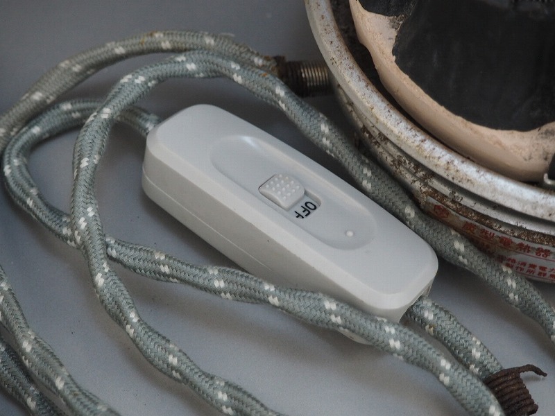 B1956 野々田商店 炭型電熱器 通電確認済 ☆ 茶道具 抹茶器 茶器 抹茶道具 茶懐石 茶事 茶の湯 炭道具 電熱器 電気コンロ 炉 風炉 ヒーター_画像3