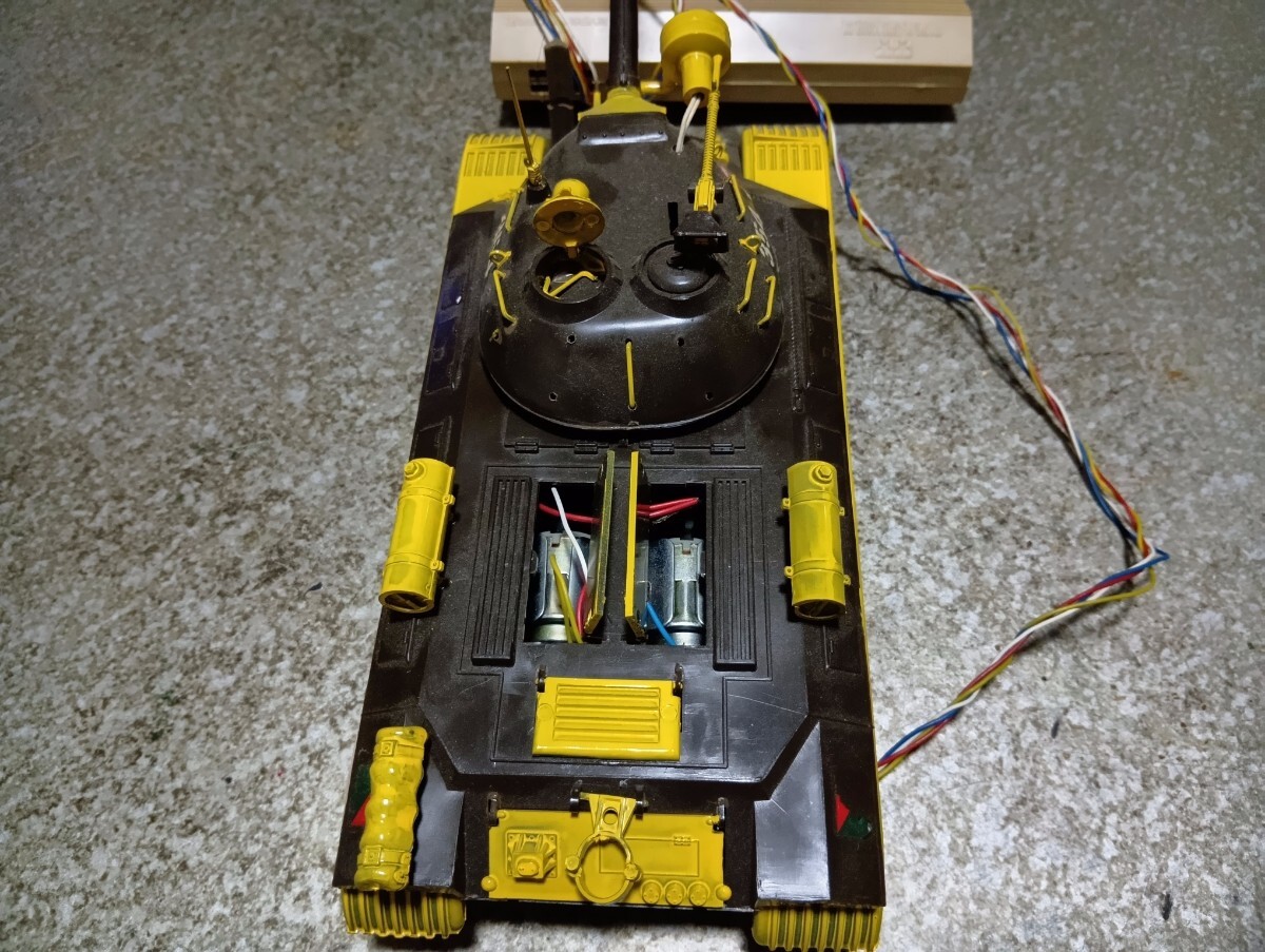 タミヤ1/35 スターリン リモコン改造サーチライト点灯_画像4