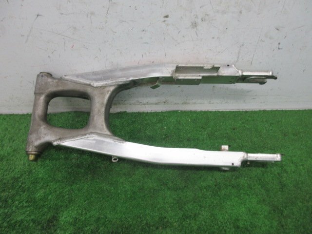 A7K29 XR250R スイングアーム ベース ME06 E BHN_画像1