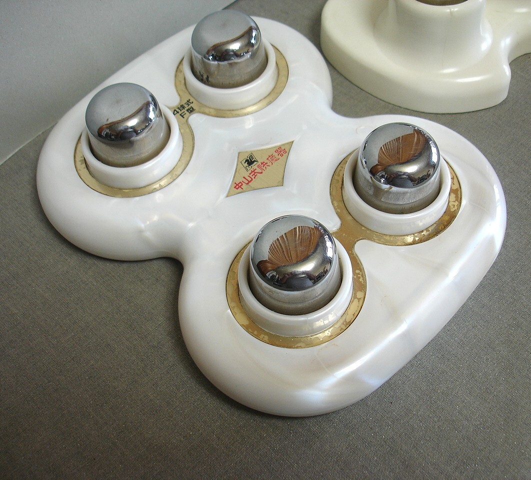 ●中山式快癒器(マッサージ器)・2球式+4球式のセット:中古品●_画像4