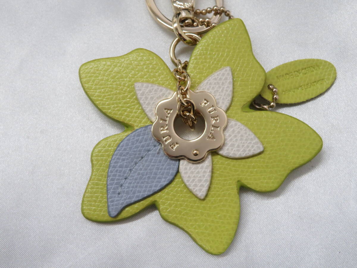 [ сумка ] Furla FURLA цветок цветок узор брелок для ключа очарование оттенок зеленого кожа кожа прекрасный товар 