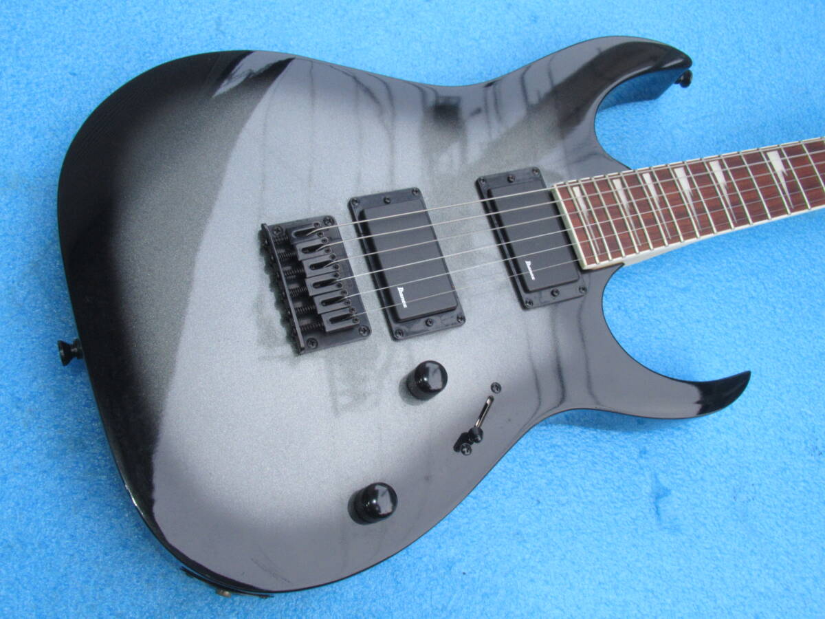 ★即決★ 希少 アイバニーズ IBANEZ GIO 2ハム グレー シルバーバースト BLACK レアなハードテイル ノントレモロ仕様 GIGケース付_画像2