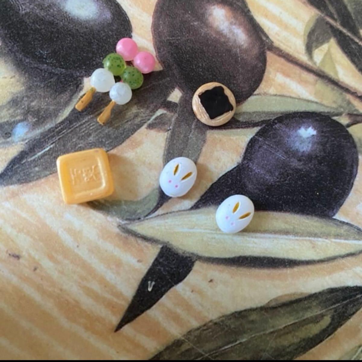 ミニチュア　和菓子 スイーツ　団子　モナカ　饅頭　ウサギ　海苔煎餅　リーメント　ミニチュアフード　ミニチュアスィーツ　ぷちサンプル_画像3