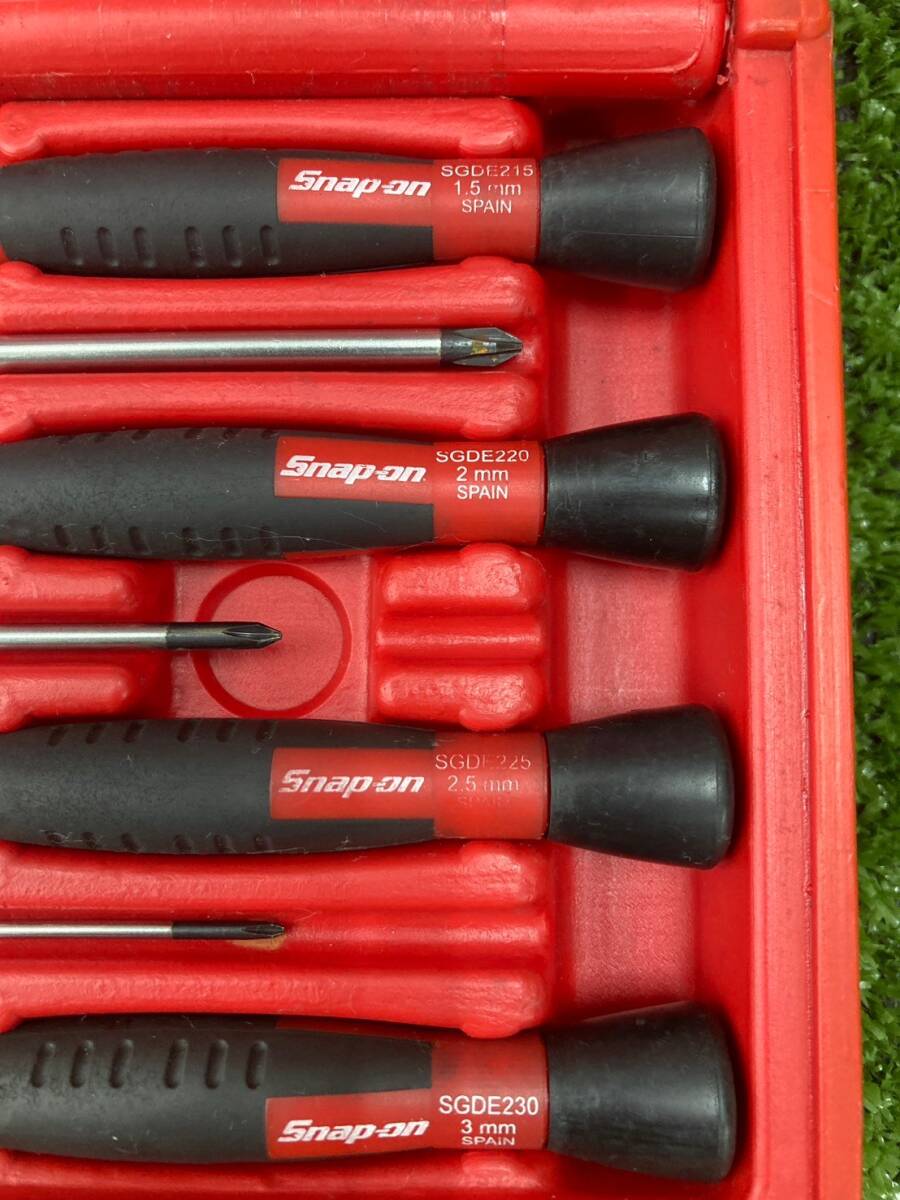 [ б/у товар ][0924]*Snap-on( Snap-on ) электрик для винт набор отверток SGDE70ESD ITJSKJ3770ES