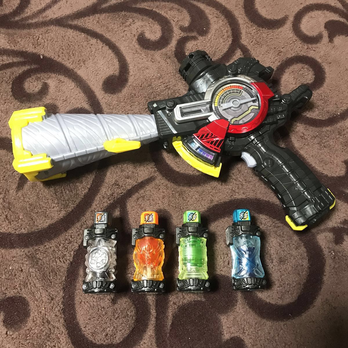 美品 DX ドリルクラッシャー DXフルボトル 4個 セット ベストマッチ 仮面ライダー ビルド 変身ベルト 武器 剣 おもちゃ ドライバー 玩具_画像1