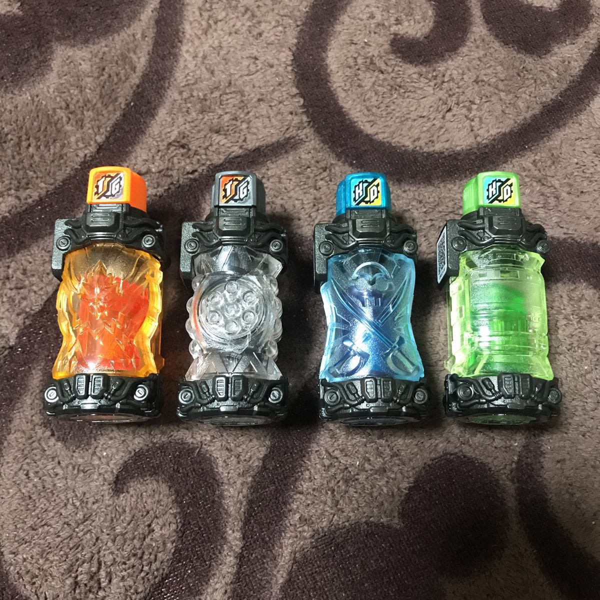 美品 DX ドリルクラッシャー DXフルボトル 4個 セット ベストマッチ 仮面ライダー ビルド 変身ベルト 武器 剣 おもちゃ ドライバー 玩具_画像3