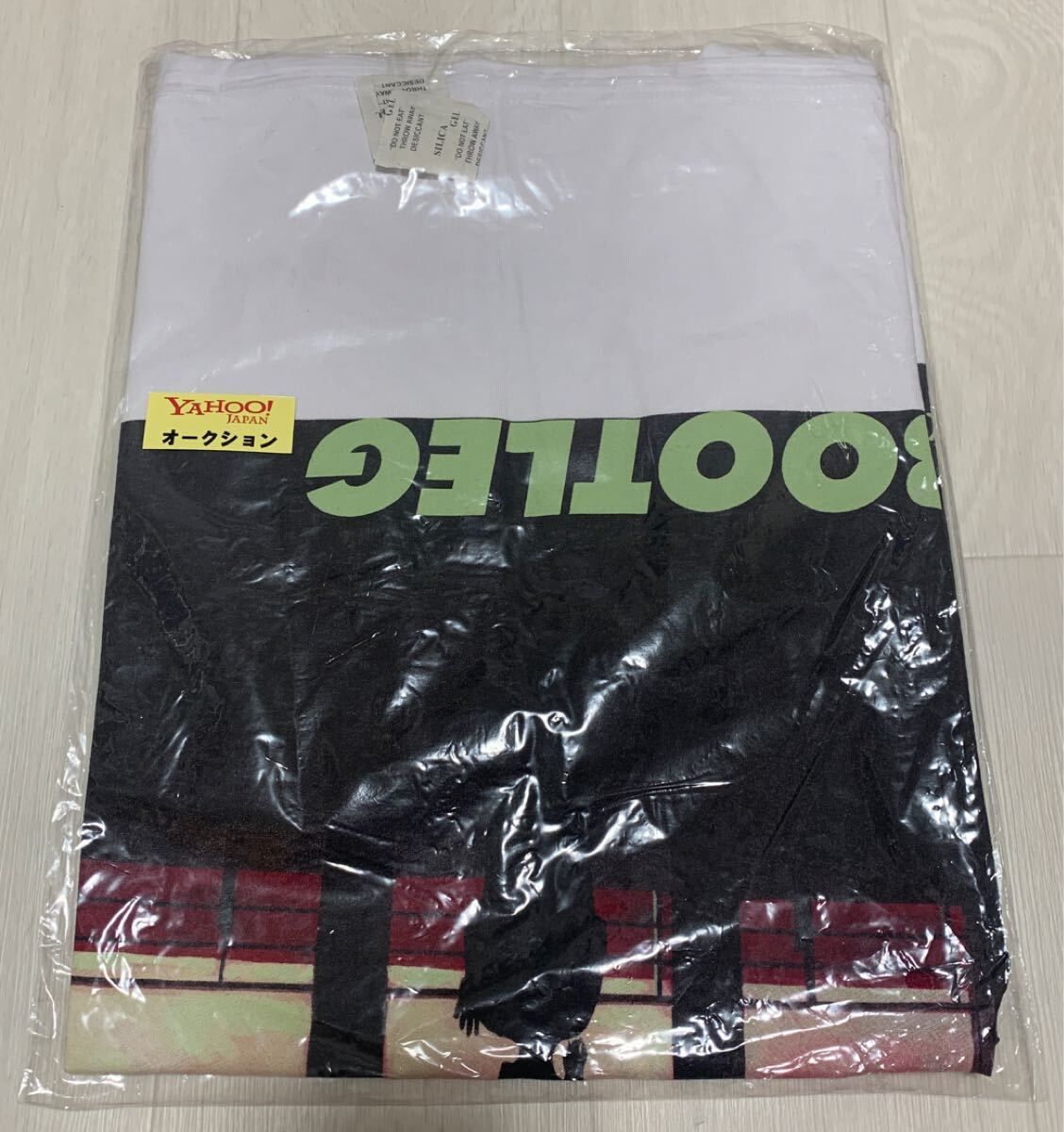 米津玄師 31-2★'17 Fogbound★海賊版Tシャツ一★XLサイズ★非売品オマケ付き★グッズ 未開封 Tシャツ バンド バンT_画像3