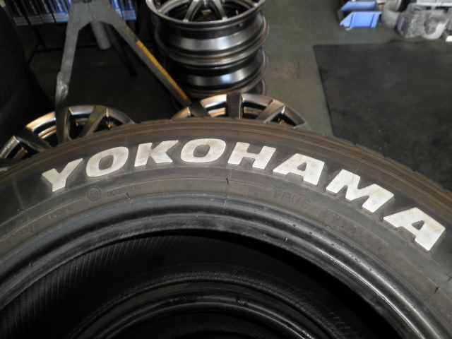 とりあえずお探し方どうぞ　215/65R16　ヨコハマ　パラダ　PA03　ハイエース　キャラバン　アルファード　4本セット　引取OK_画像3