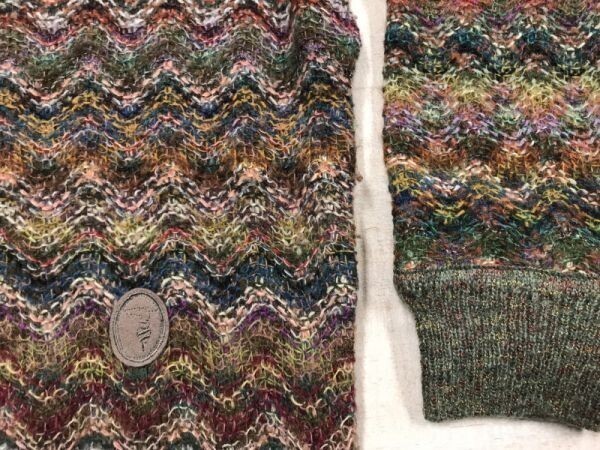 トラサルディ TRUSSARDI トラッド レトロ 古着 マルチカラー シェブロン ボーダー シャギー ニットセーター プルオーバー メンズ カーキ_画像3