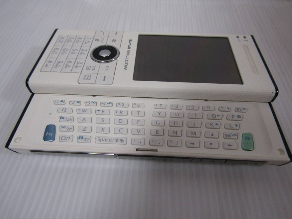 K0566 WILLCOM BLADE WS007SH ホワイト 携帯電話本体_画像2