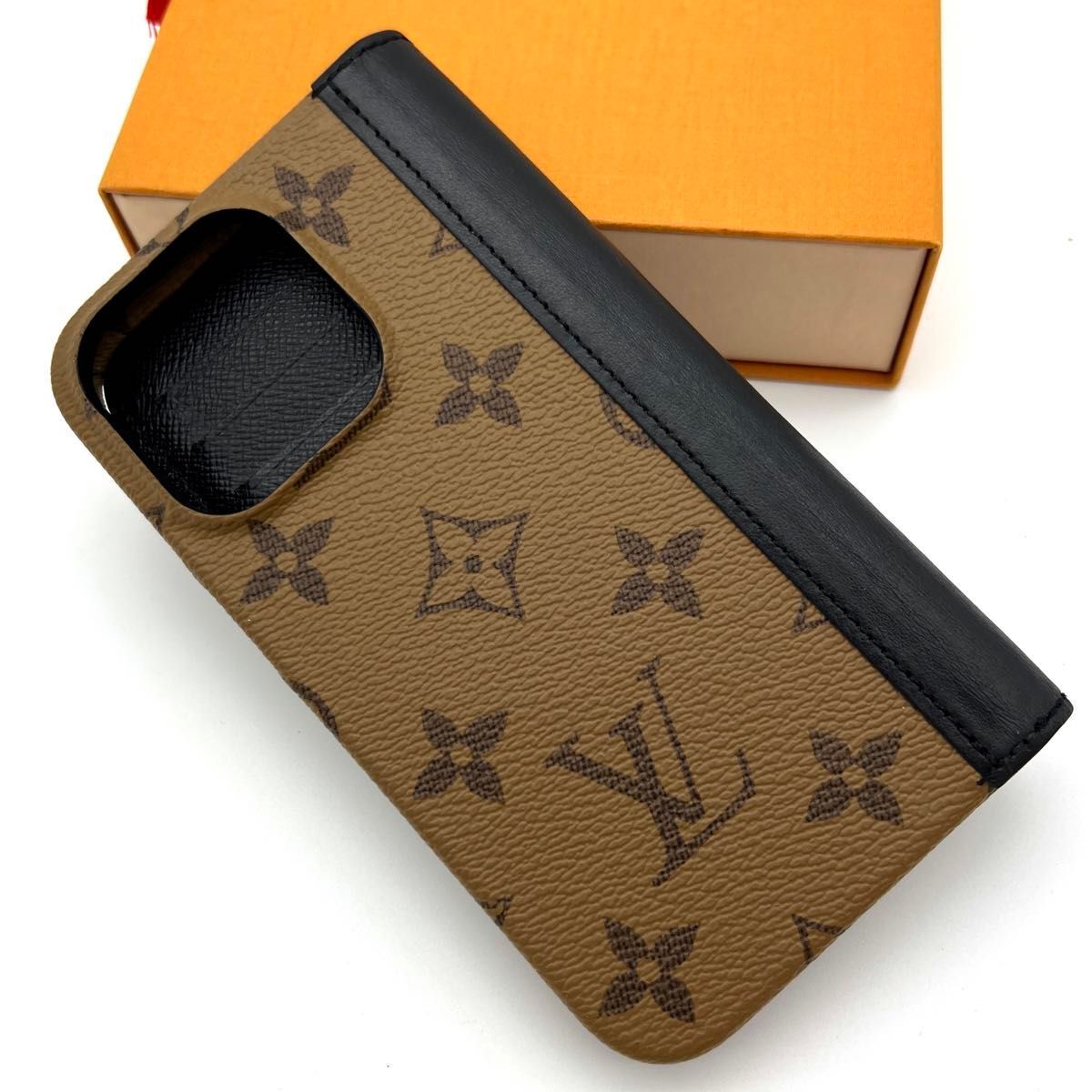 LOUIS VUITTON ルイヴィトン モノグラム リバース iPhone 15 PRO 用 スマホケース A569_画像1
